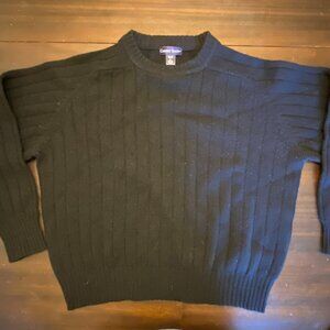 Crewneck, black 100% shetland wool sweater